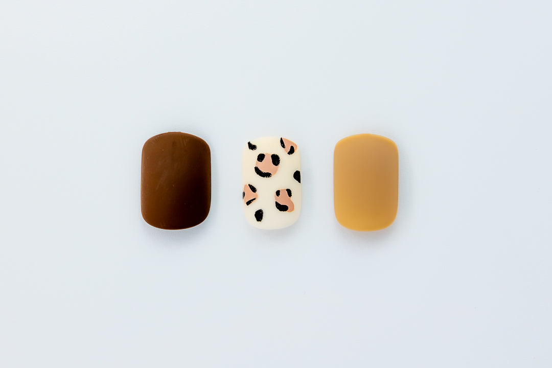 MissYes Press-On Nails Brown Beige and White - Squoval