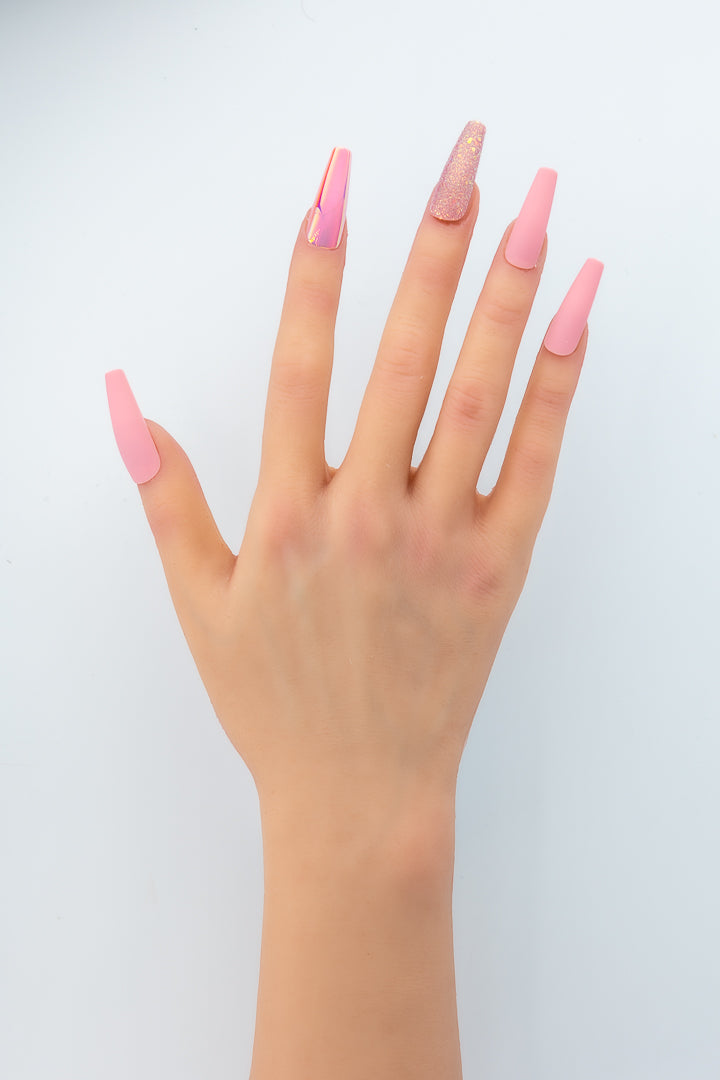 MissYes Press-On Nails Pink with Shiny and Brilliant - Coffin